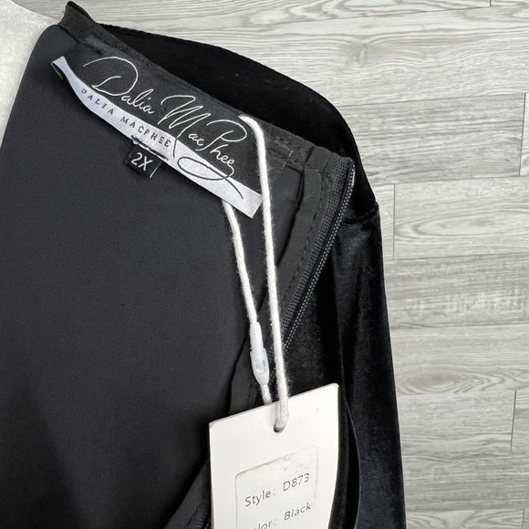 DALIA MACPHEE Plus Size 2X Velvet Surplice Bodice Shine Button Dress NWT - Picture 11 of 12